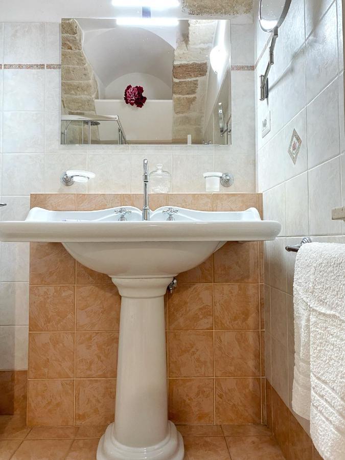 La Dimora Del Mercante - Puglia Mia Apartments Monopoli Exterior foto